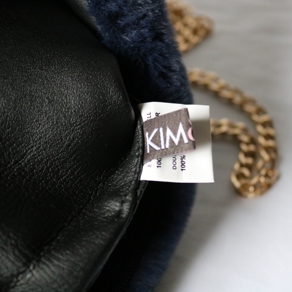 Kim & Co. Faux Fur Chain Strap Shoulder Purse Navy - Picture 6 of 8